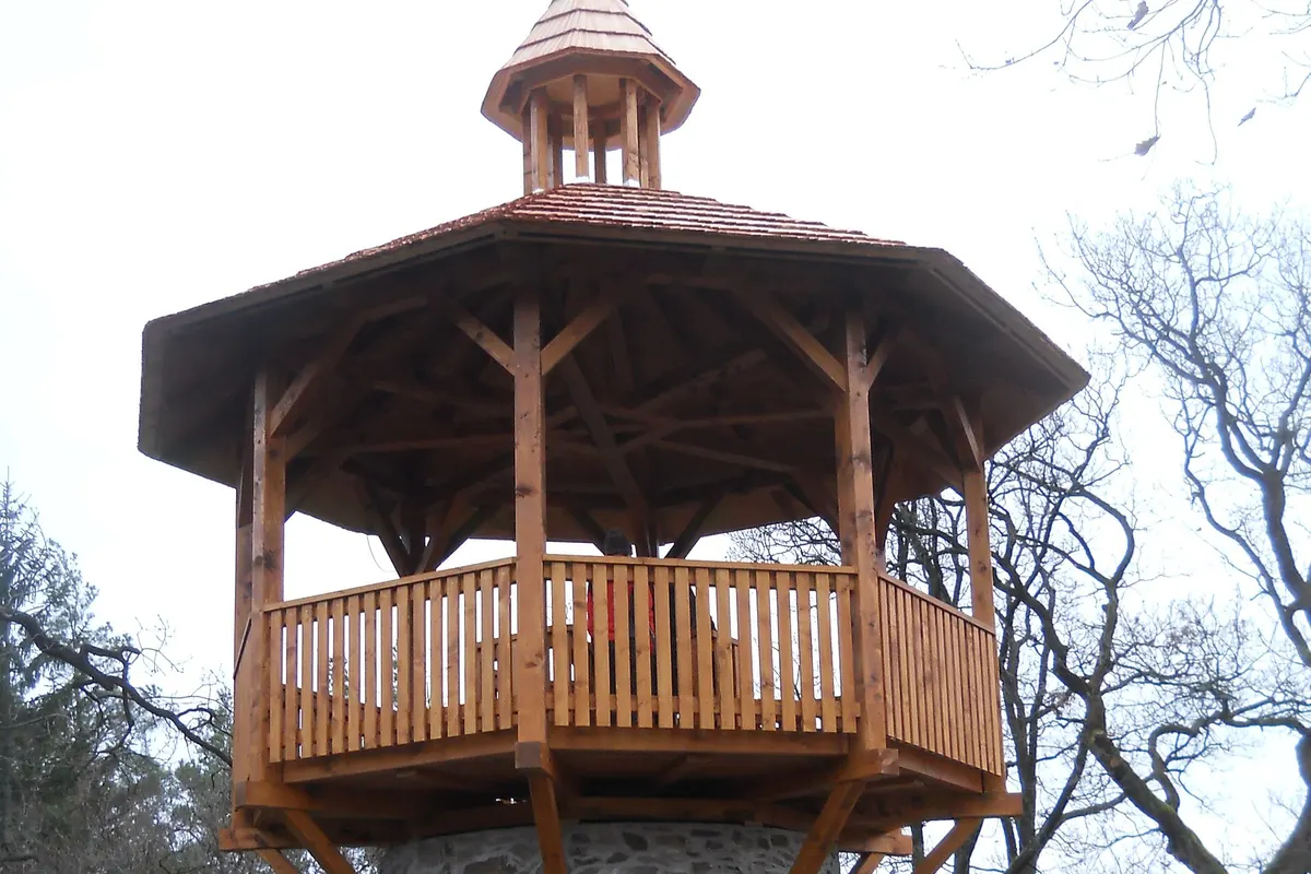 Rozhledna Na Chlumu