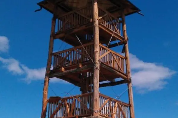 Rozhledna Na Strážné