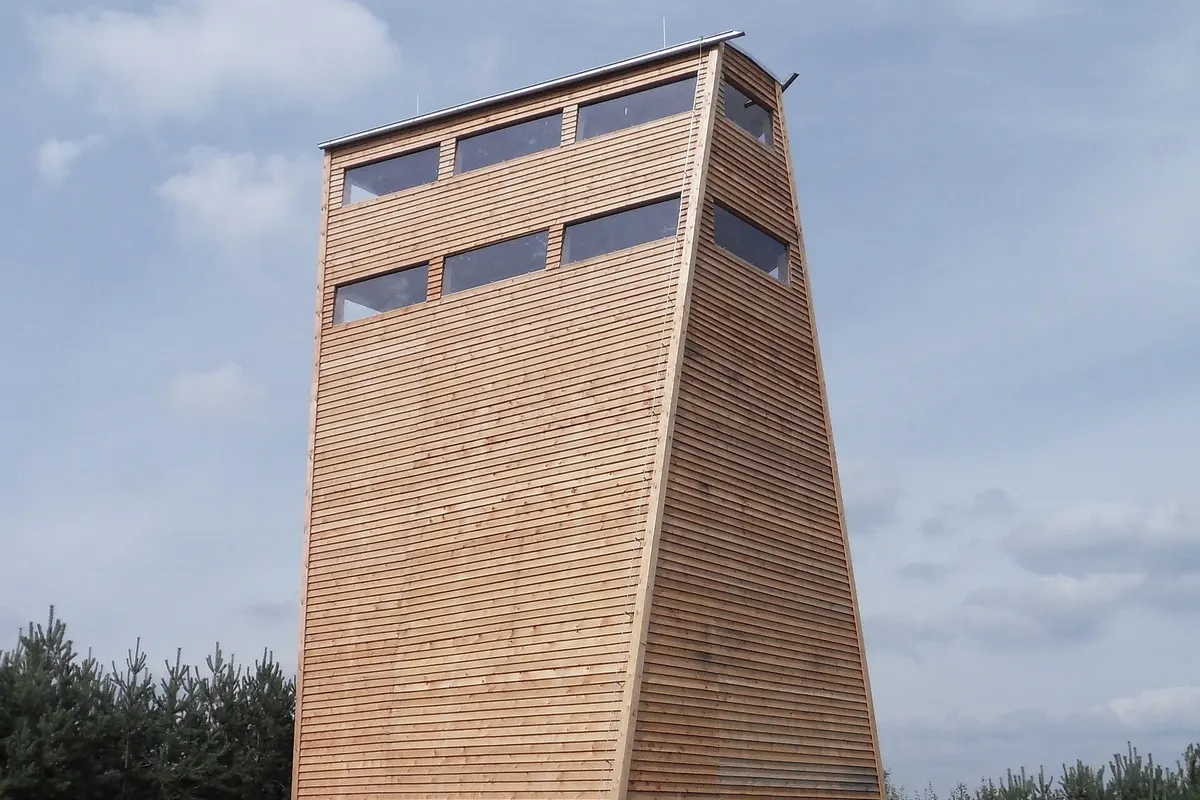 Rozhledna Na Vrších